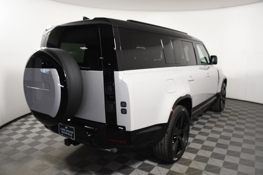 New 2026 Borasco Grey Land Rover X-Dynamic SE image 6