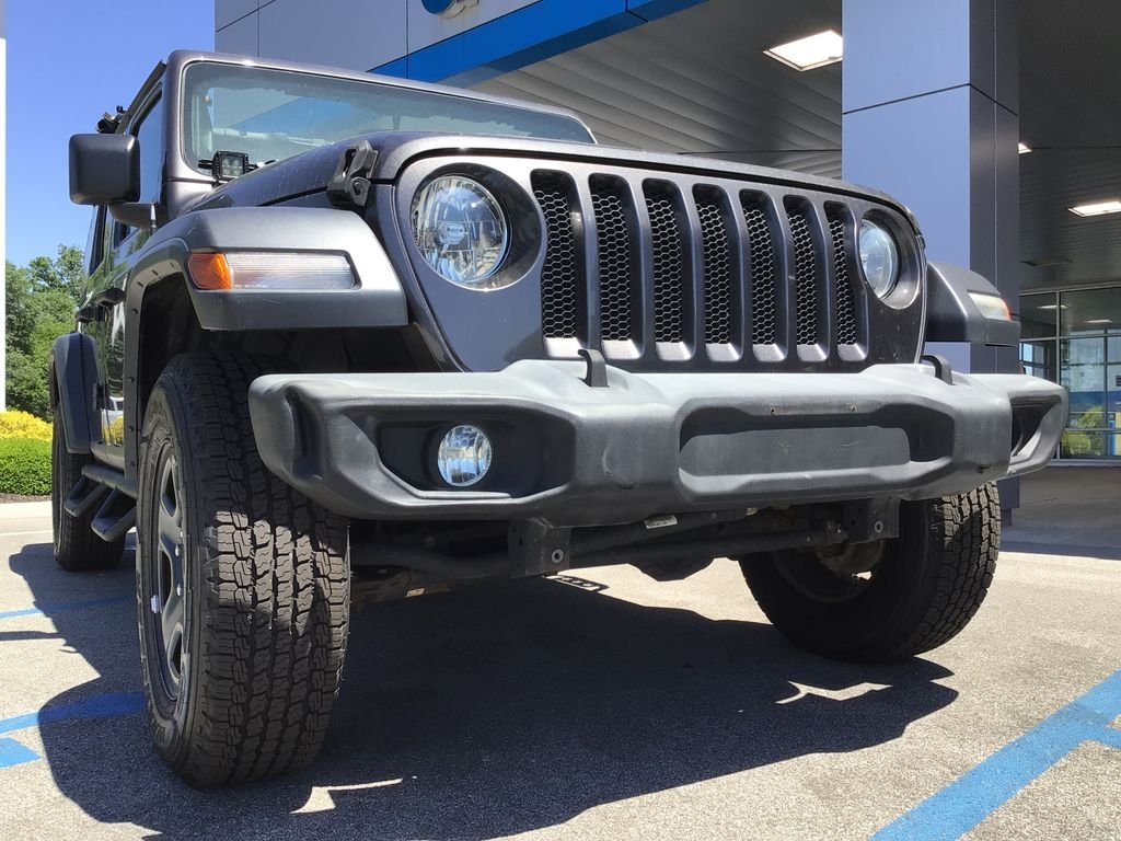 Used 2019 Gray Jeep Unlimited Sport image 43