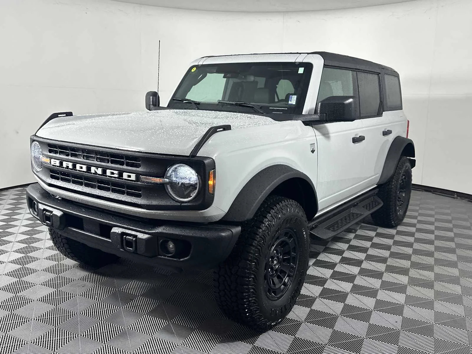 New 2026 Avalanche Gray Ford Big Bend image 3