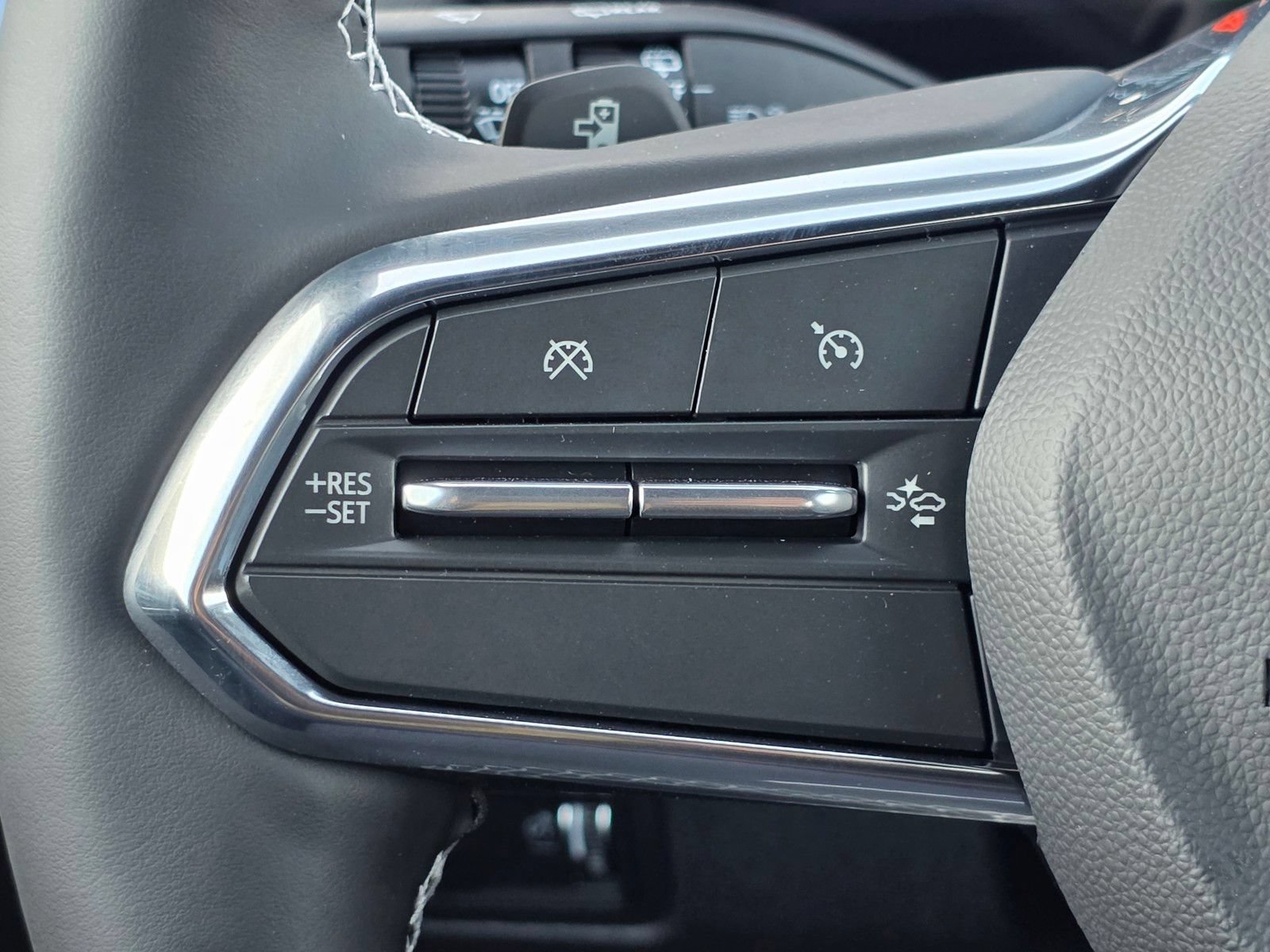 New 2026 Sterling Gray Metallic Chevrolet LT image 32