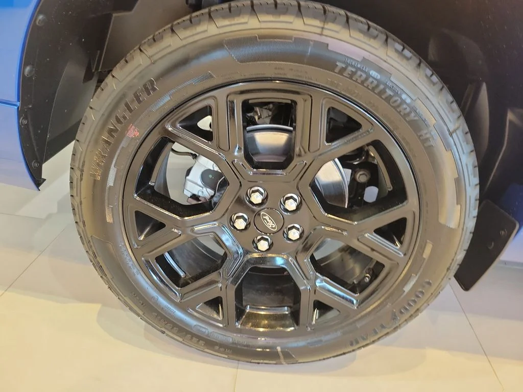 New 2026 Velocity Blue Ford Lobo™ image 6