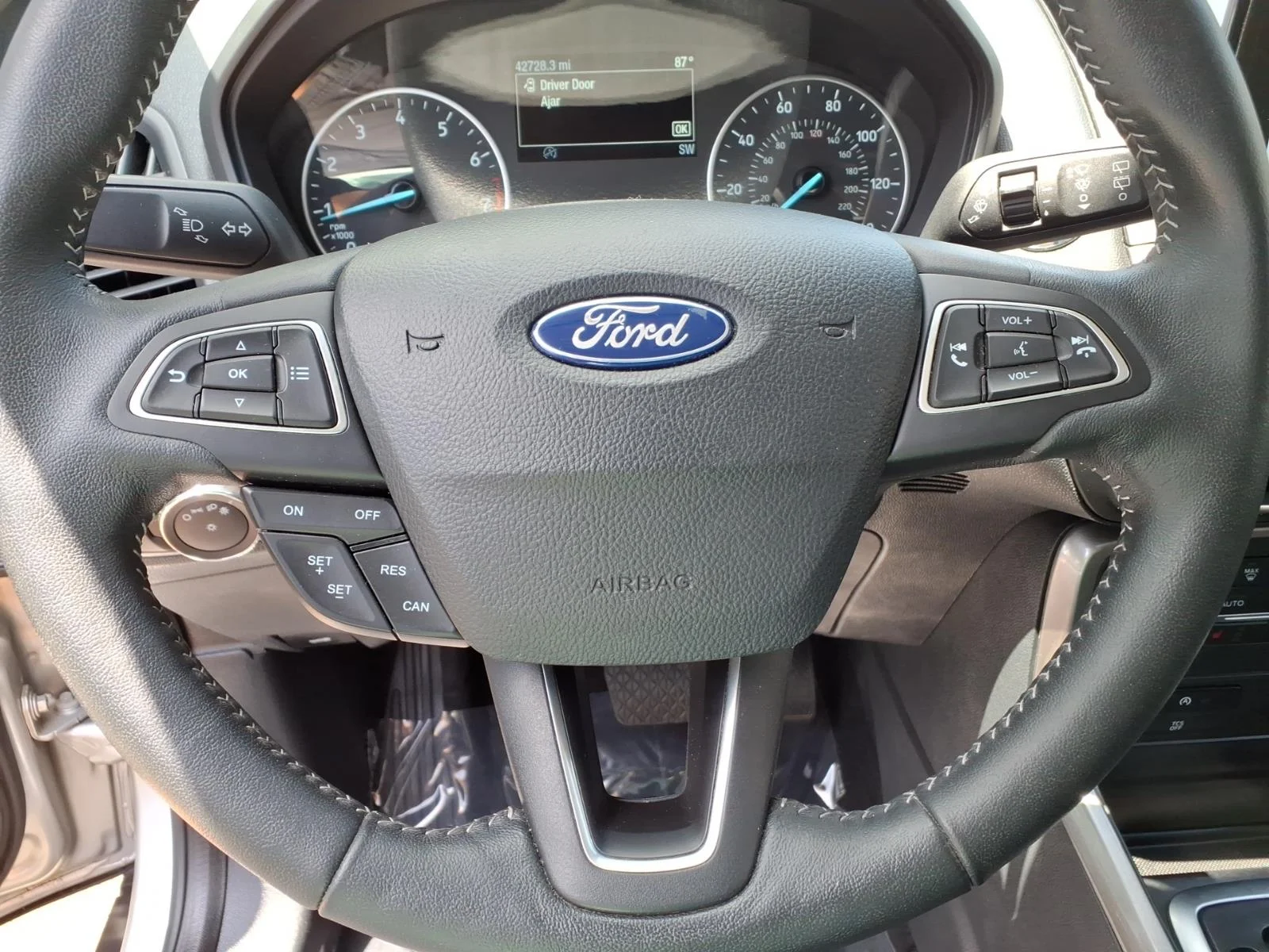 Used 2019 Silver Ford SES image 22