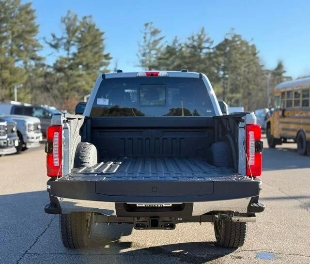 2026 Ford F-250 Super Duty Lariat - Photo 6