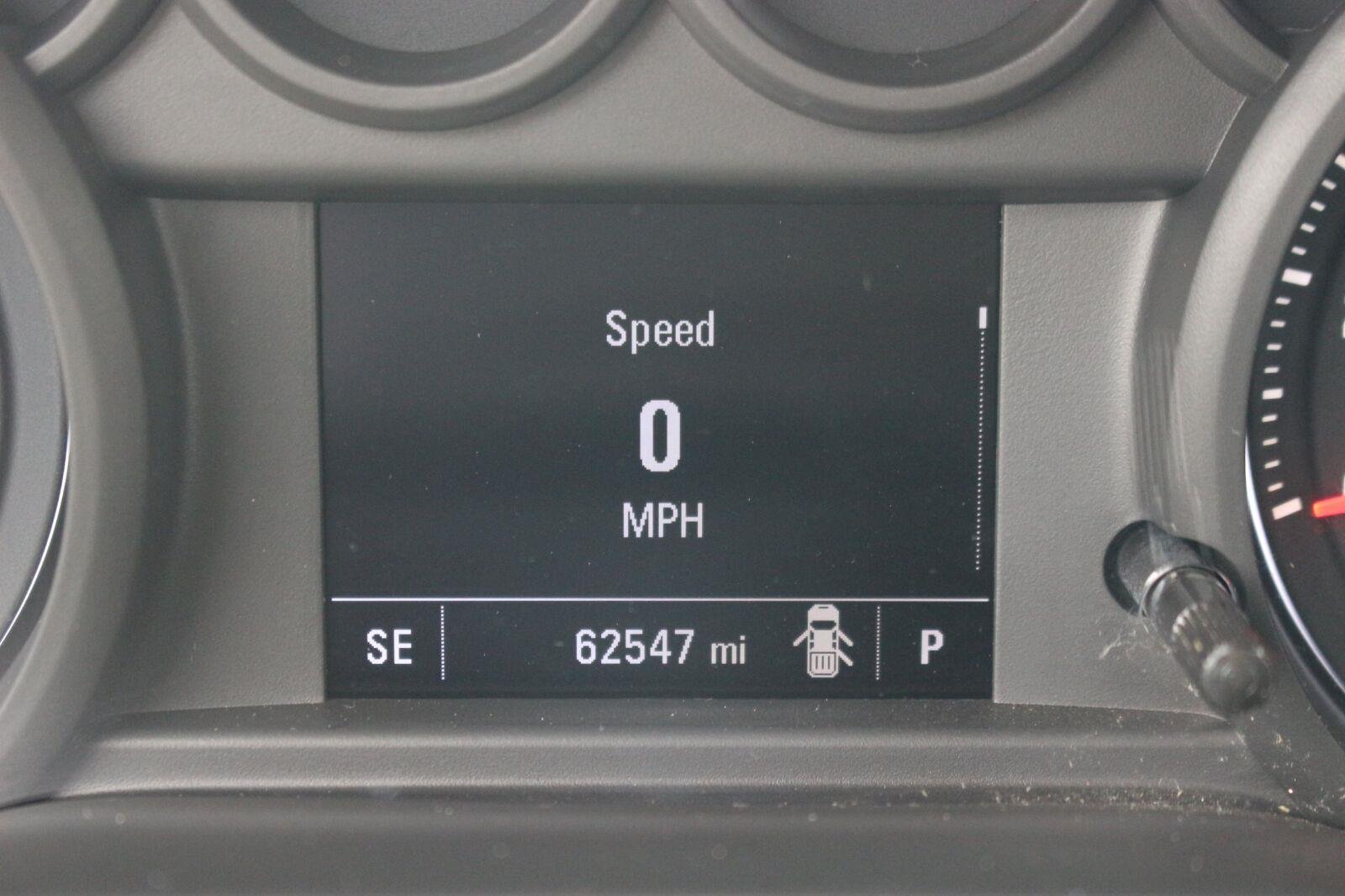 Used 2022 Summit White Chevrolet Custom image 21