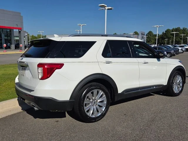 Used 2023 White Ford Limited image 14