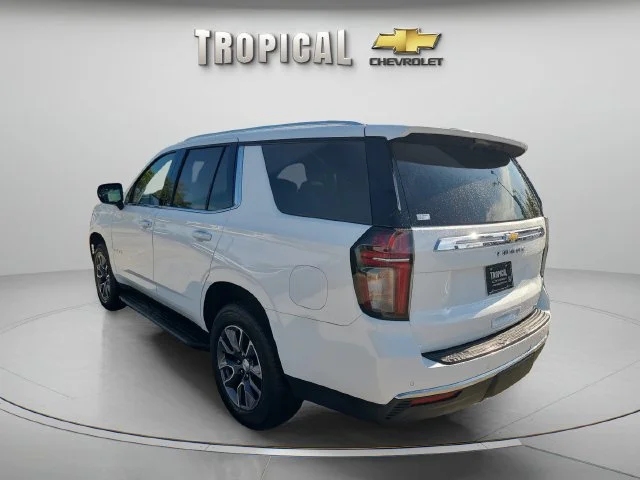Used 2023 SUMMIT WHITE Chevrolet LT image 3