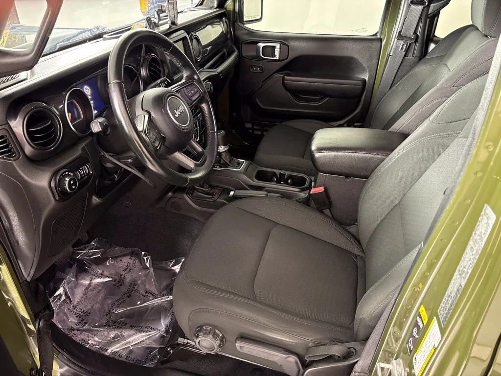 Used 2022 Green Jeep Sport image 31