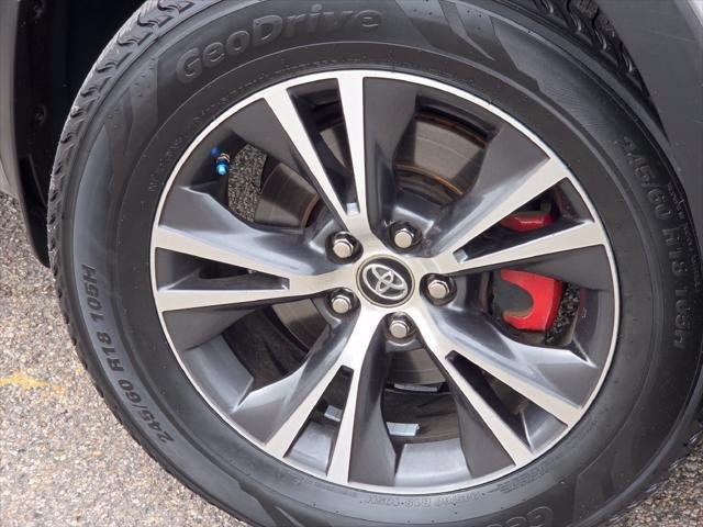 Certified Used 2017 CELESTIAL SILVER Toyota  image 16