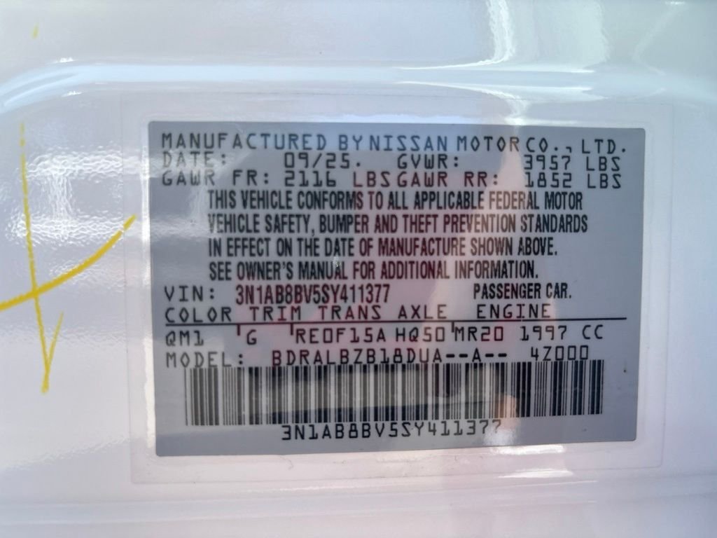 Used 2025 White Nissan S image 9
