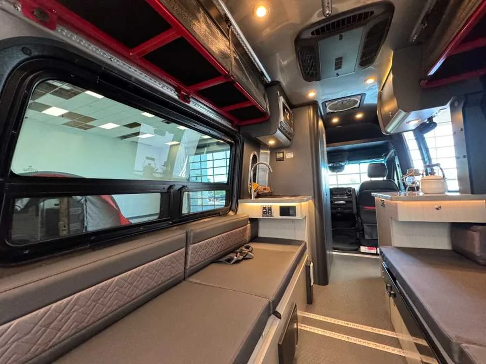 New 2026 SILVER AIRSTREAM  image 10