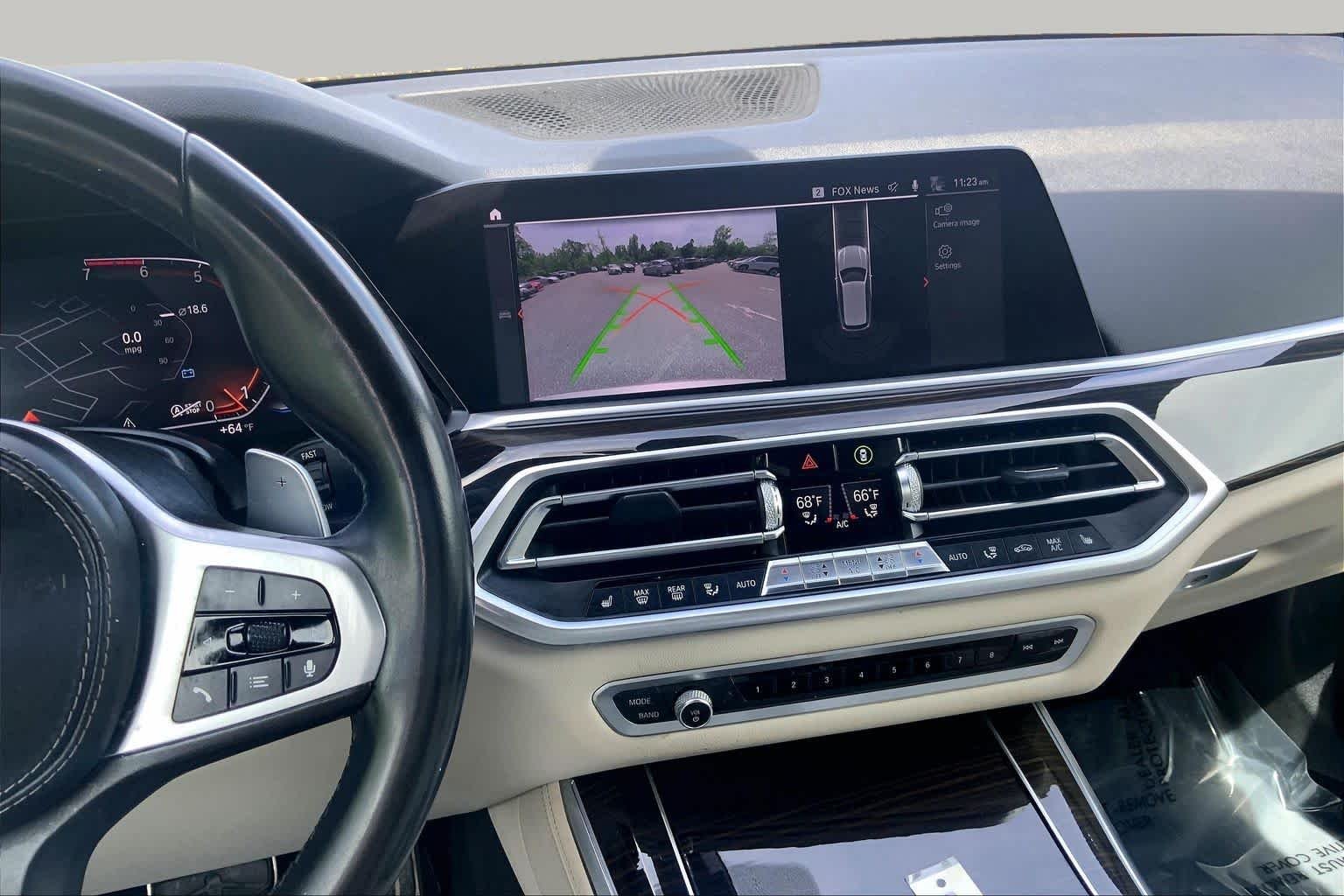 Used 2019 Sunstone Metallic BMW xDrive50i image 7
