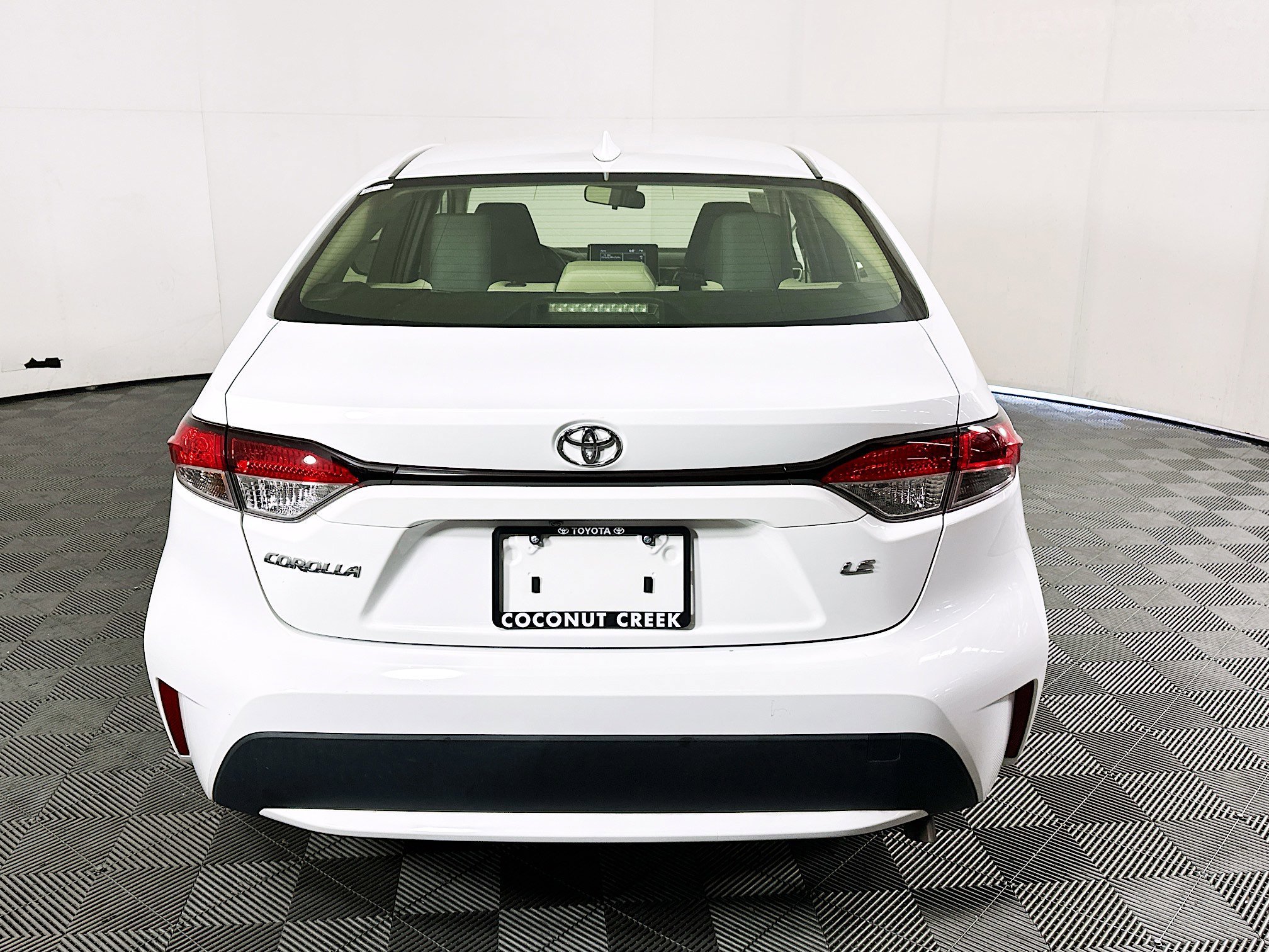 2022 Toyota Corolla thumbnail 6