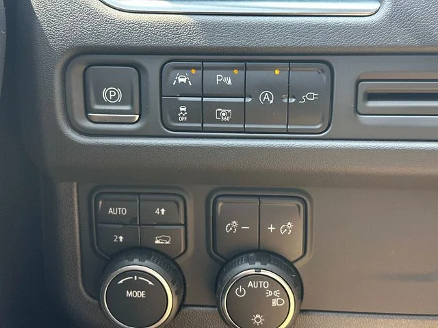 Used 2022 Gray Chevrolet RST image 26