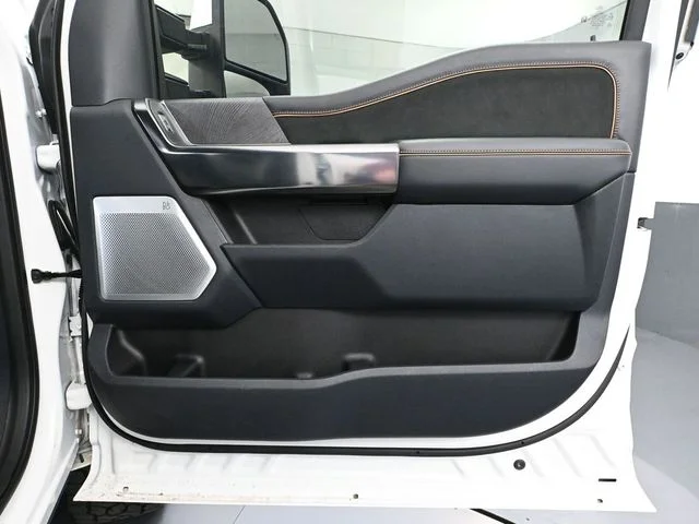 2024 Ford F-350 Super Duty Platinum - Photo 45