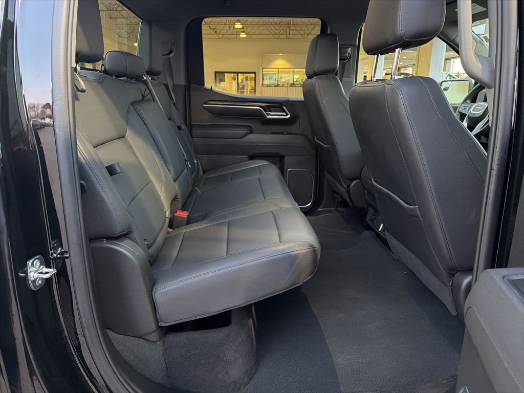 Used 2025 Black GMC SLT image 29