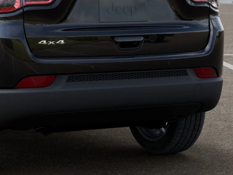 New 2026 Diamond Black Crystal Pearlcoat Jeep Limited image 14