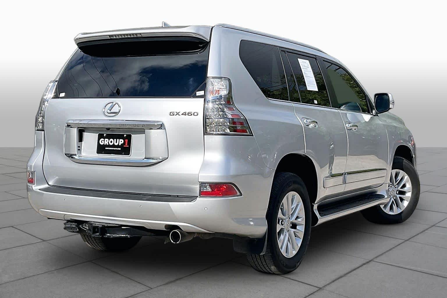 Used 2018 Silver Lining Metallic Lexus Premium image 13