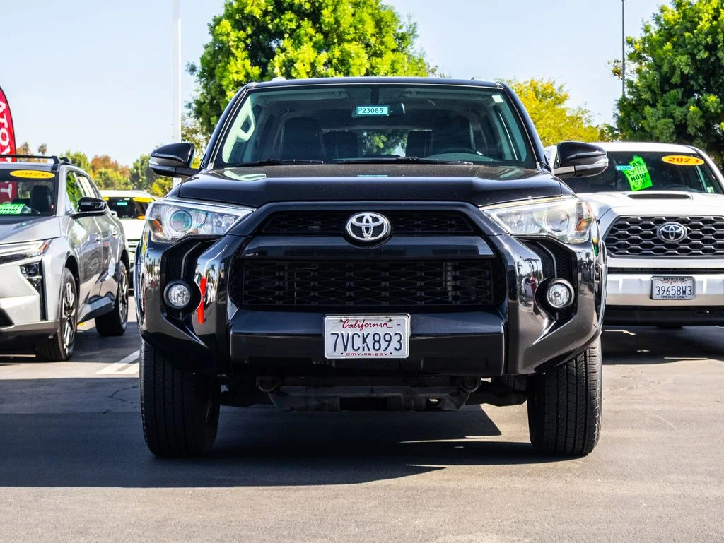Used 2016 Black Toyota SR5 Premium image 2