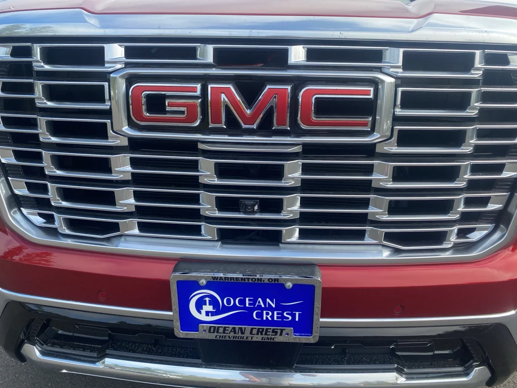 2025 GMC Yukon XL Denali - Photo 19