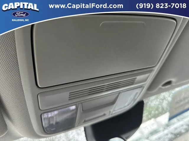 Used 2021 White Honda LX image 32
