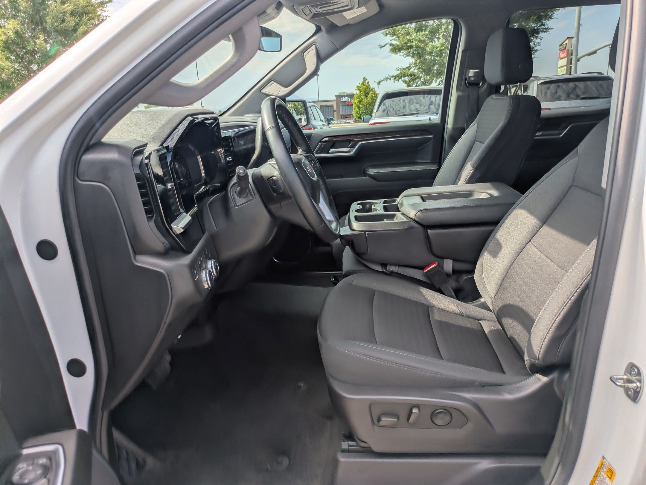 Used 2024 Summit White GMC SLE image 16