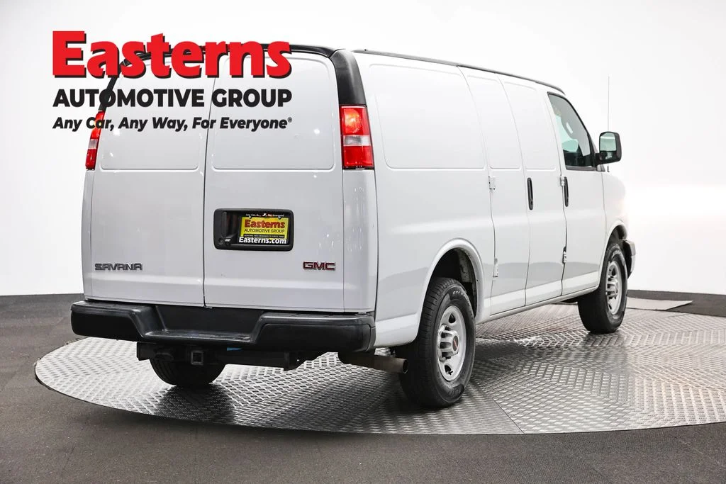 Used 2020 White GMC Work Van image 5