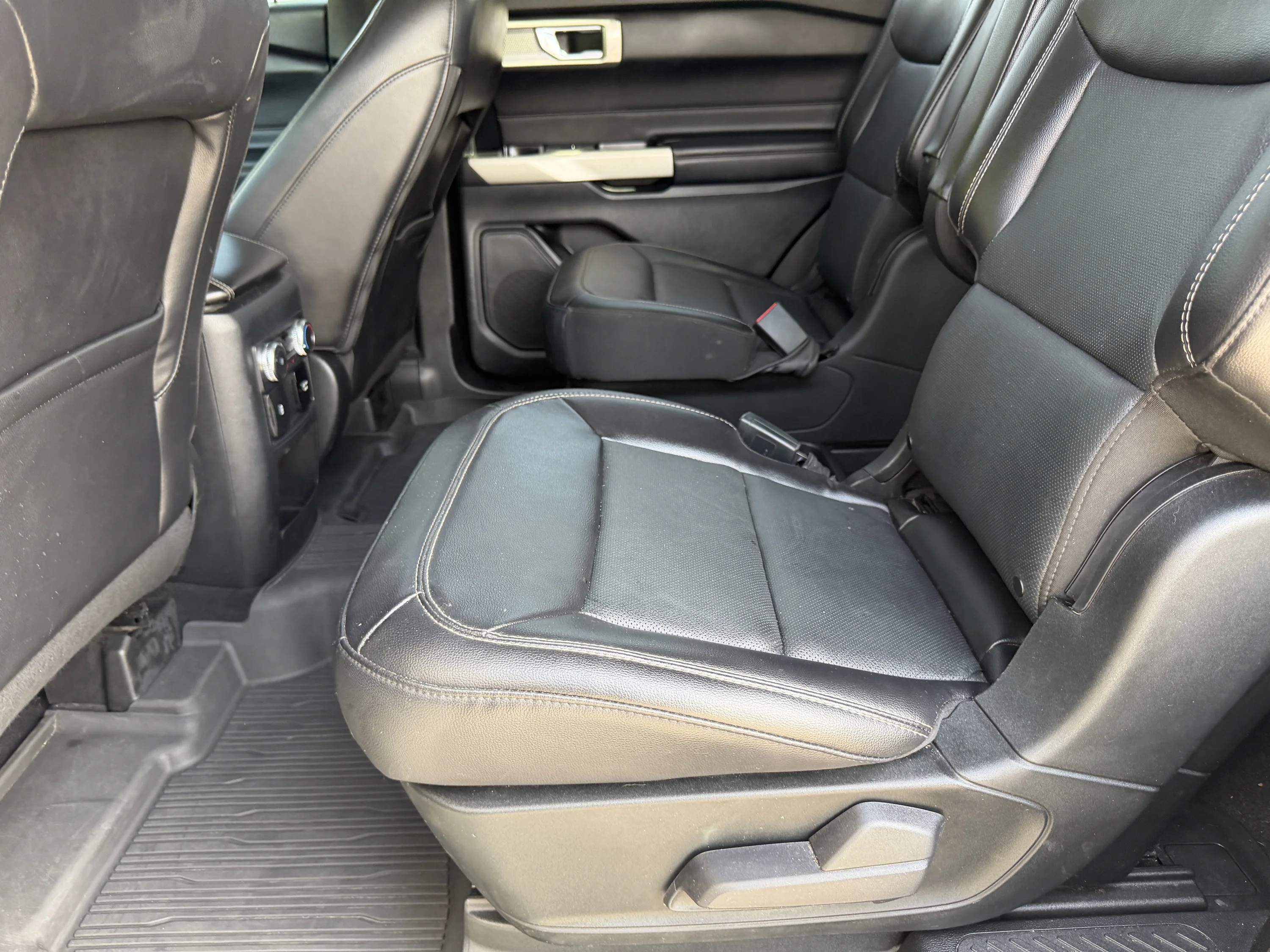 Used 2021 Stone Gray Metallic Ford Limited image 21