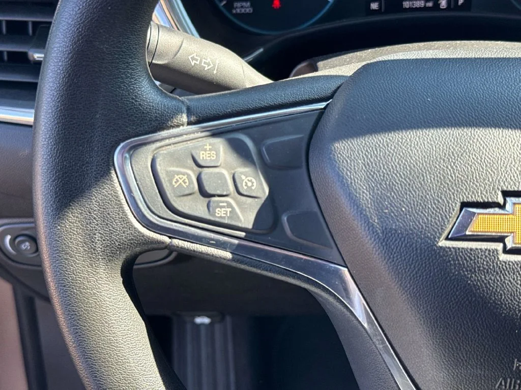 Used 2018 Beige Chevrolet LS image 29