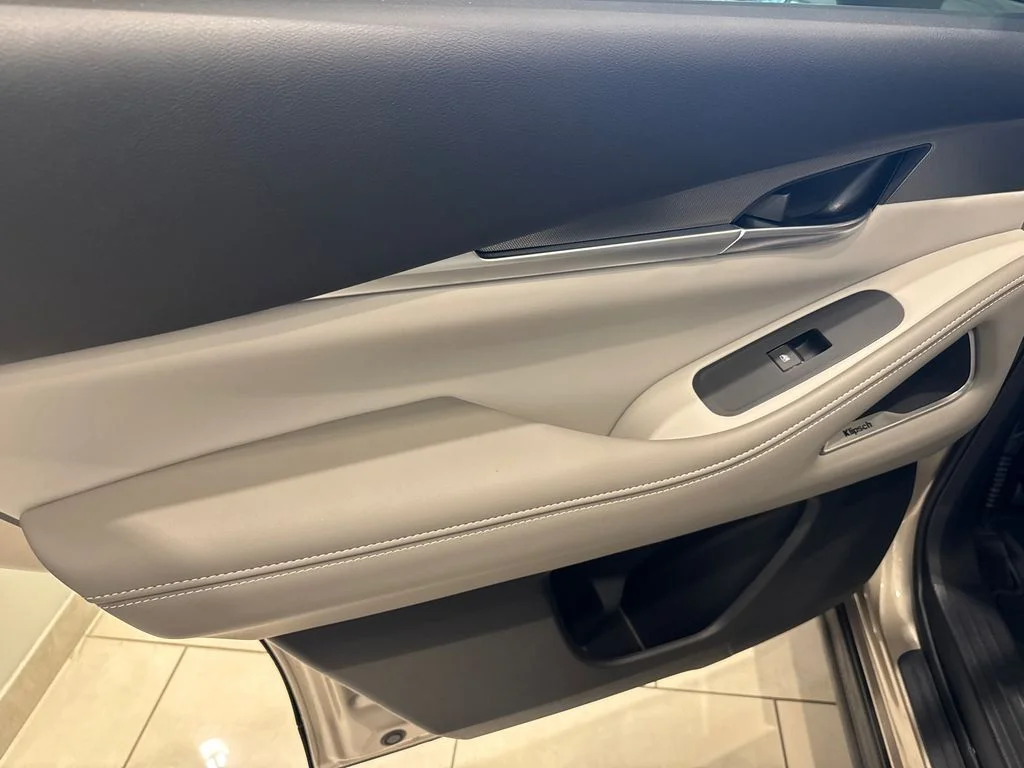 New 2027 WARM TITANIUM INFINITI Luxe FWD image 21