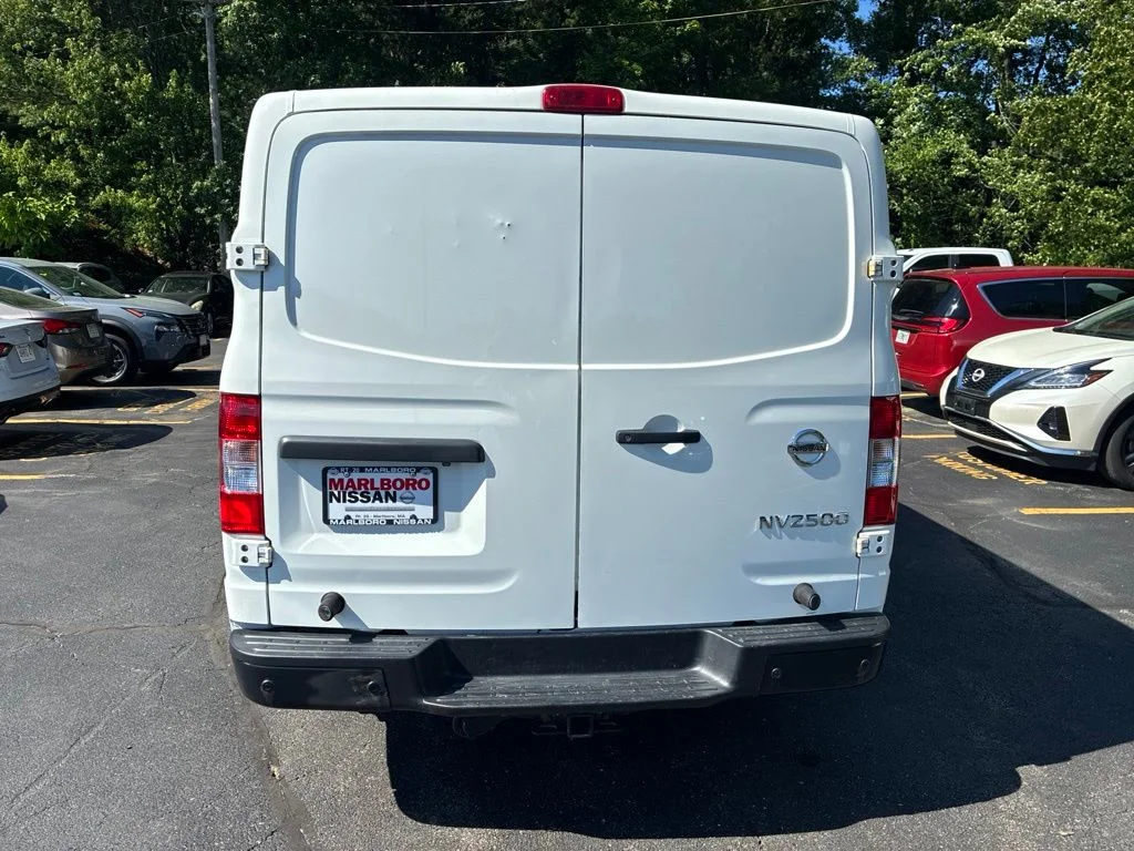 Used 2021 White Nissan SV image 6