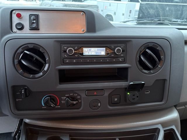 New 2026 Oxford White Ford E-350 SRW image 13