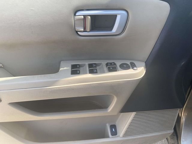 Used 2011 Gold Honda EX-L image 14