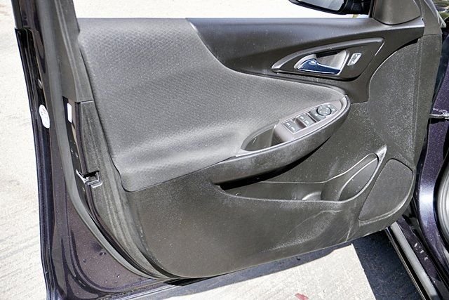 Used 2023 Gray Chevrolet LT image 20