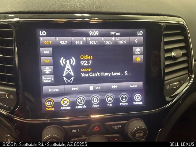 Used 2019 Gray Jeep Altitude image 22