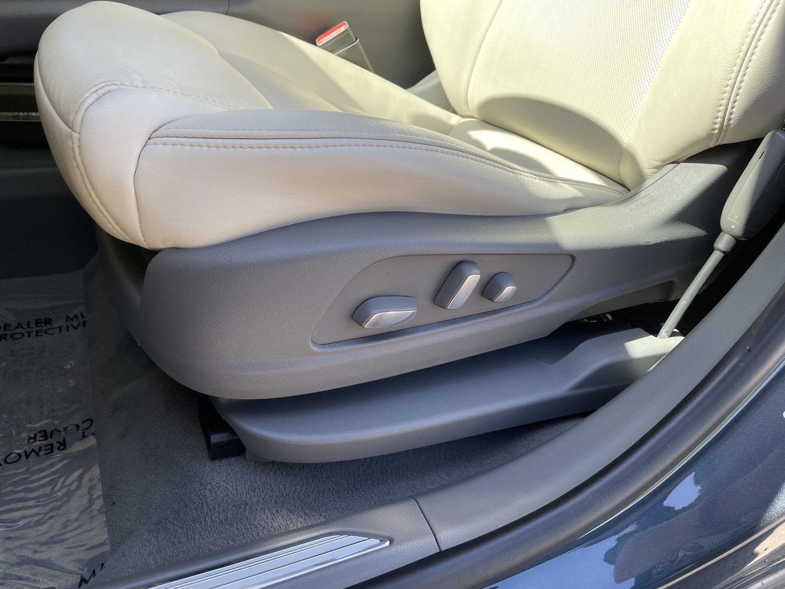 Used 2019 Shadow Metallic Cadillac Luxury FWD image 9