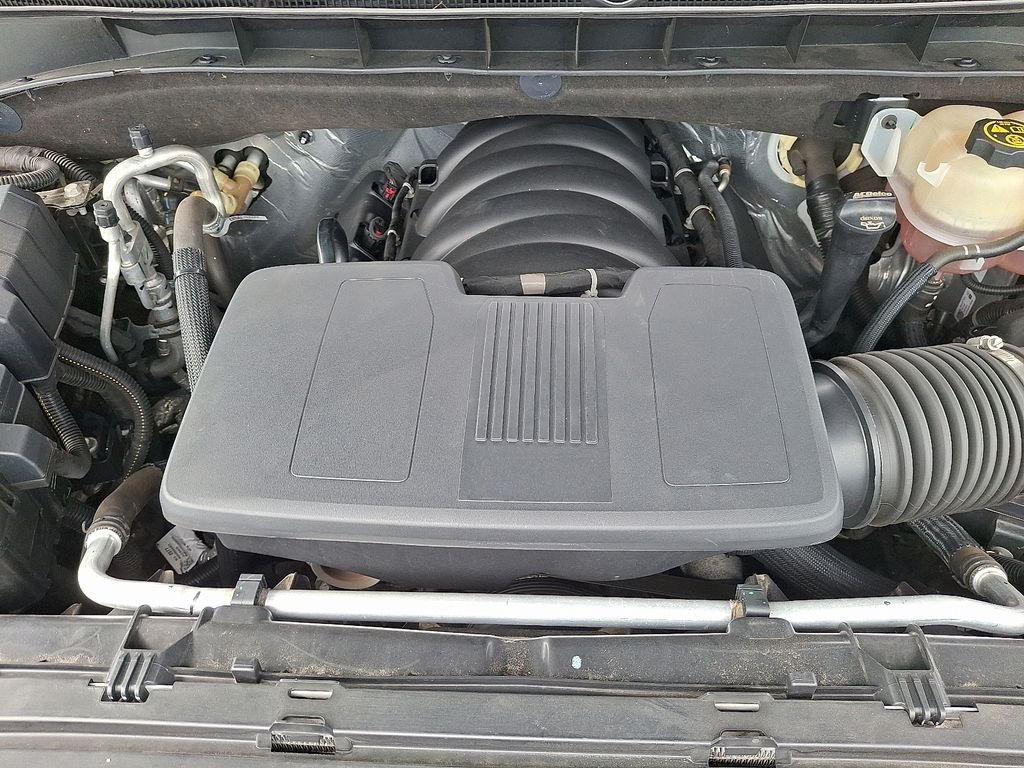Used 2022 White GMC Denali image 27