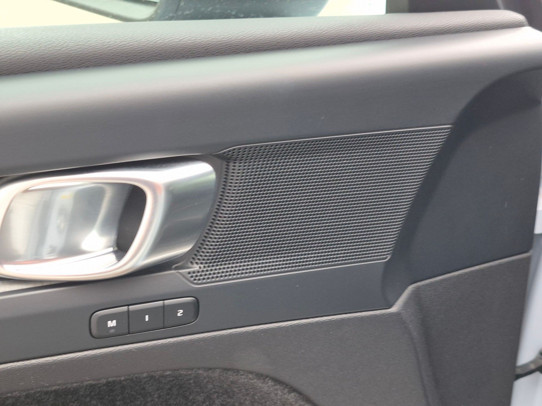 Certified Used 2026 Cloud Blue Volvo Plus image 13