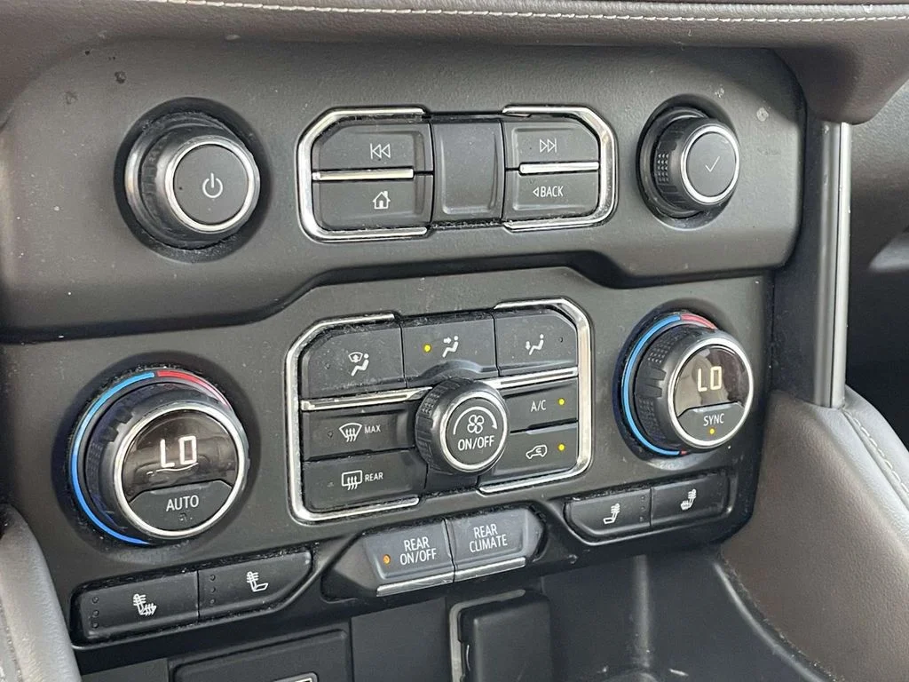 Certified Used 2021 Black Chevrolet Z71 image 39