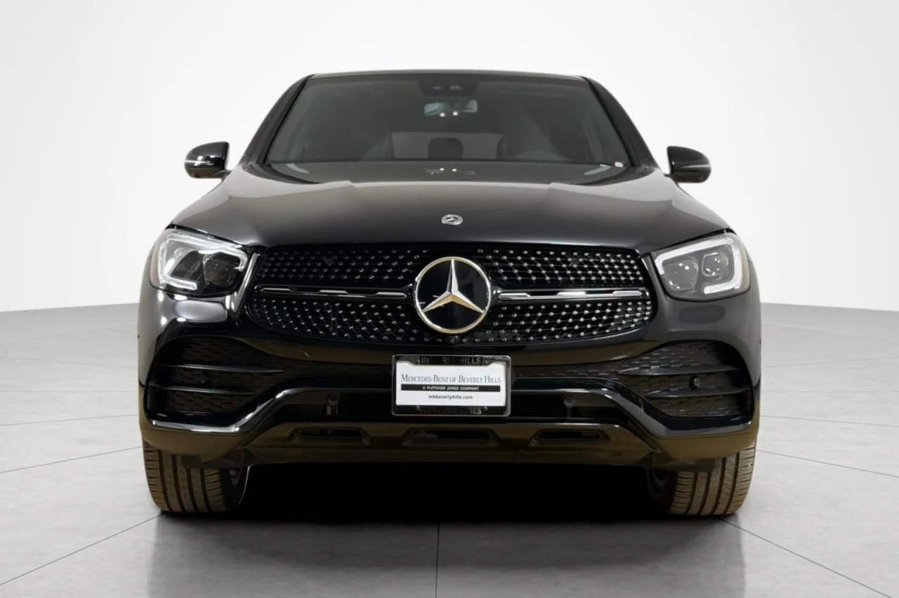 Used 2022 Black Mercedes-Benz GLC 300 image 8