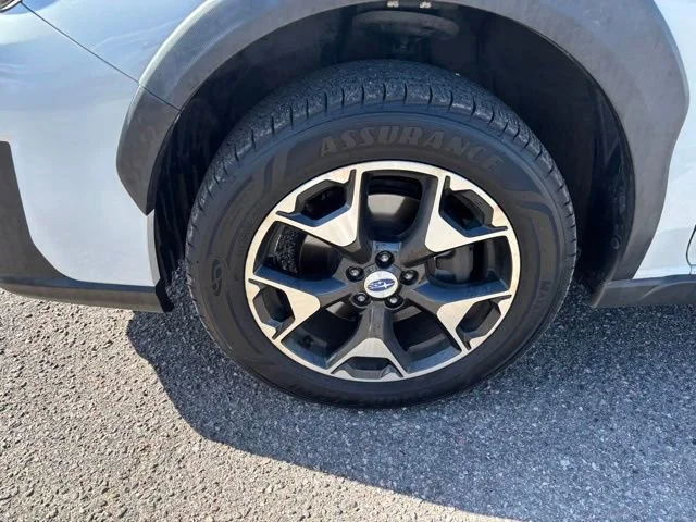 Used 2018 White Subaru 2.0i Premium image 10