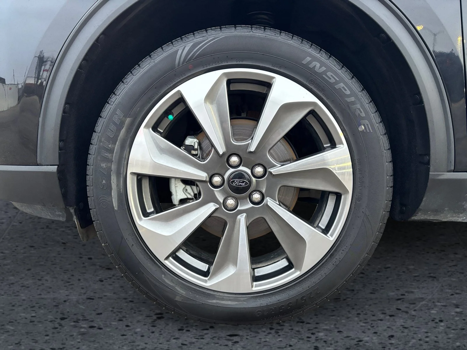 Used 2025 Black Ford Platinum image 9