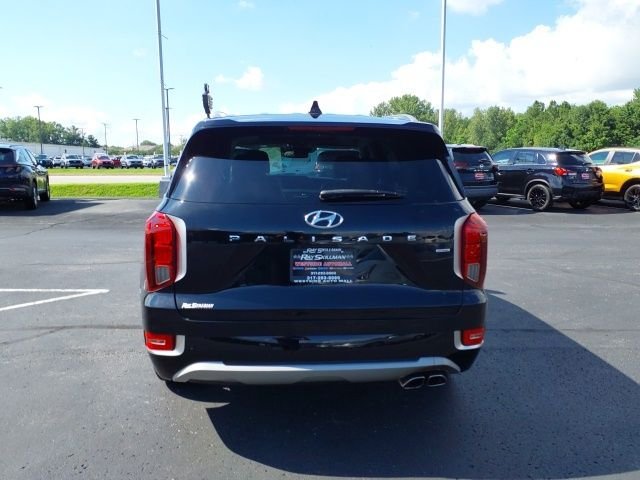 Used 2021 Black Hyundai Limited image 4