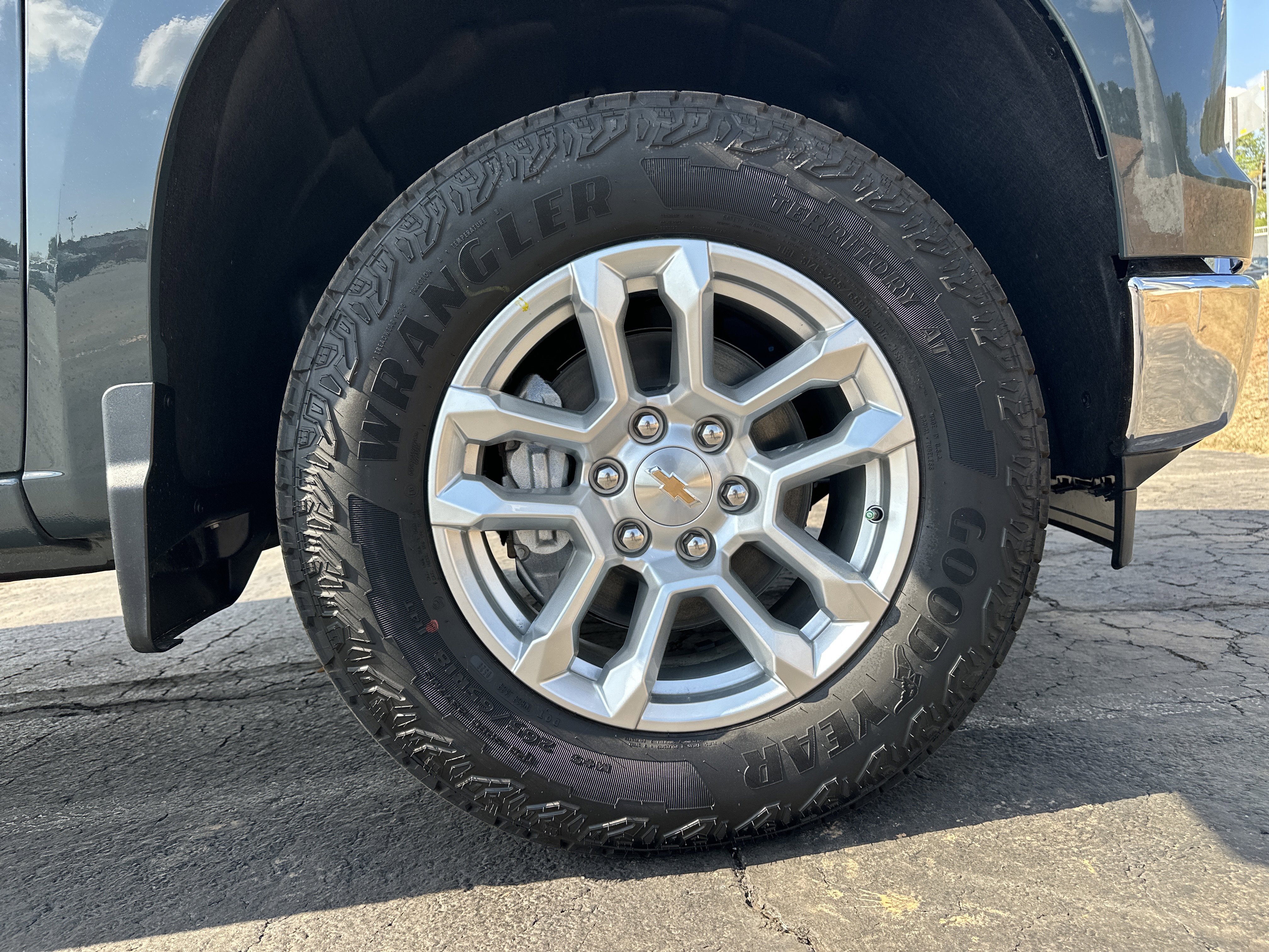 2026 Chevrolet Silverado 1500 LT - Photo 14