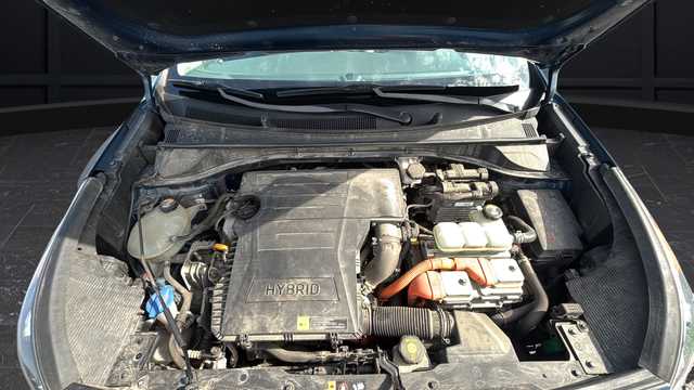 Used 2019 Deep Cerulean Kia LX image 26