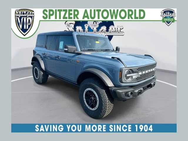 New 2025 Azure Gray Metallic Tri-Coat Ford Badlands® image 1