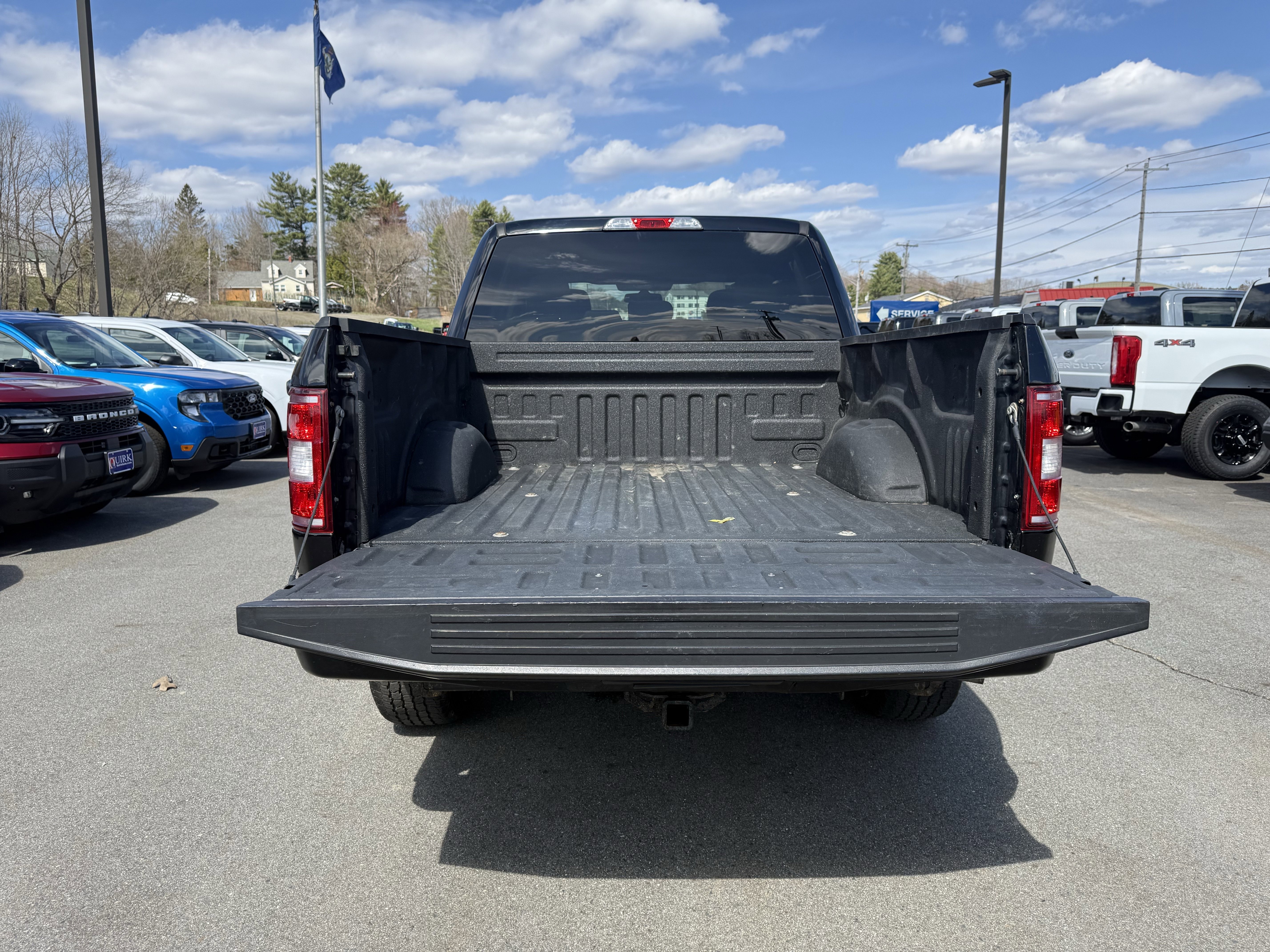 Used 2018 Shadow Black Ford XL image 7