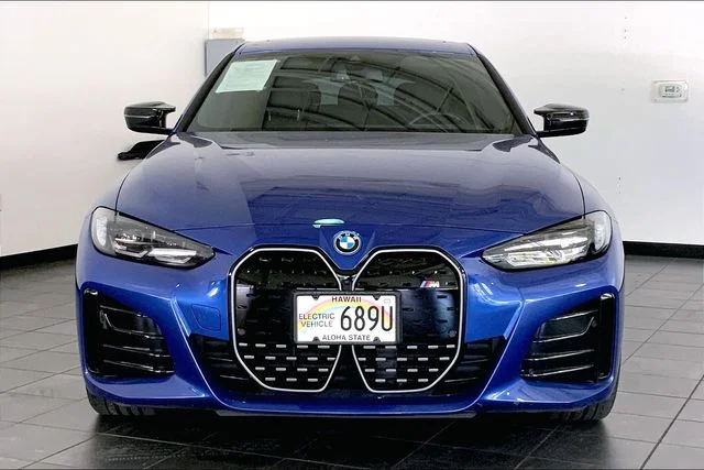 Certified Used 2023 Portimao Blue Metallic BMW M50 image 3