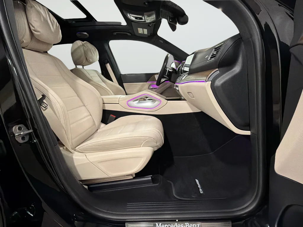 Used 2025 Black Mercedes-Benz GLS 580 image 25