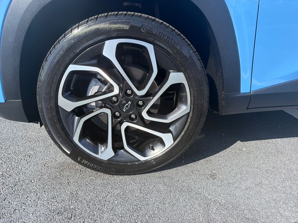 Used 2024 Blue Chevrolet 2RS image 10