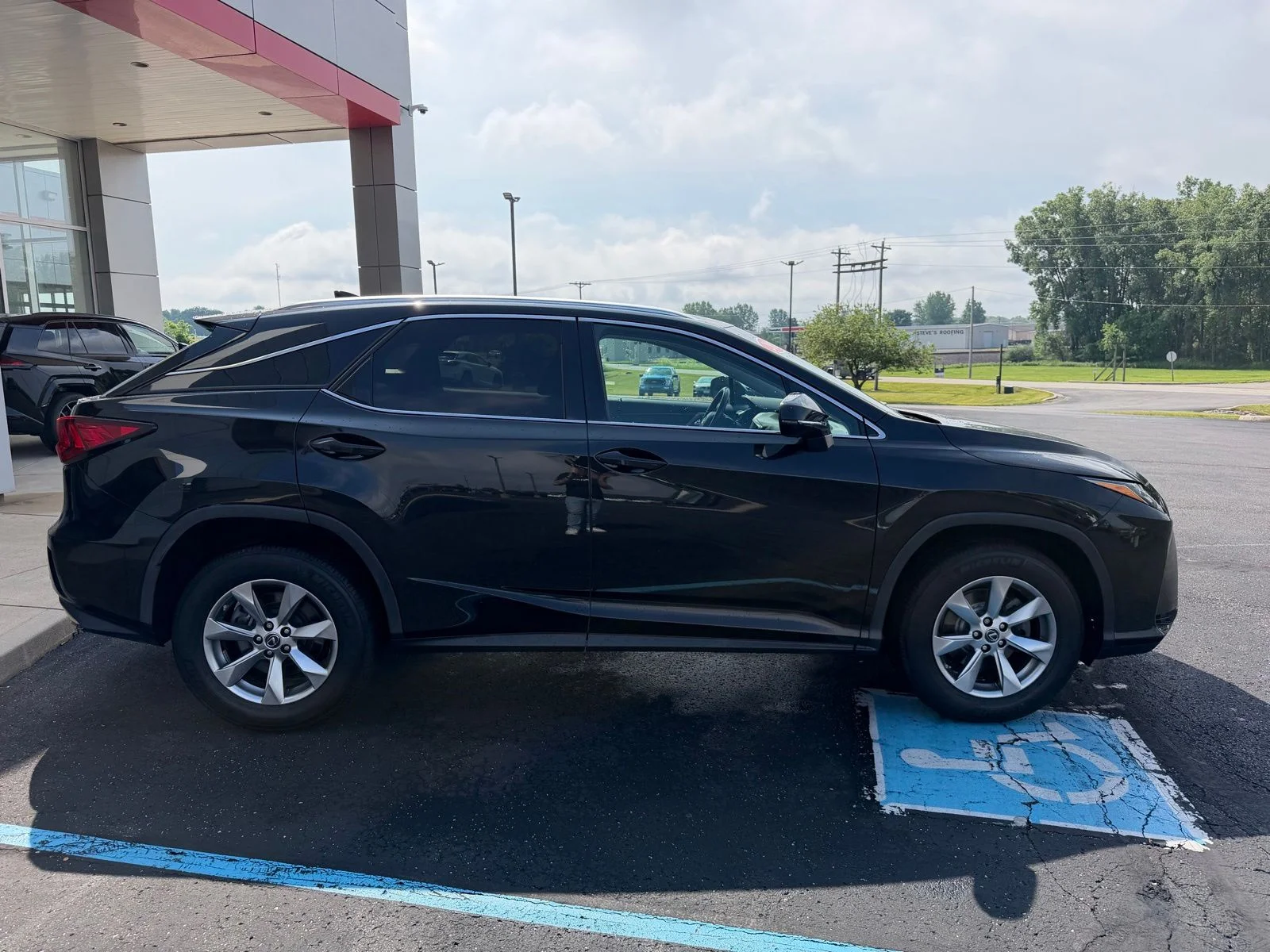 Used 2018  Lexus 350 image 8
